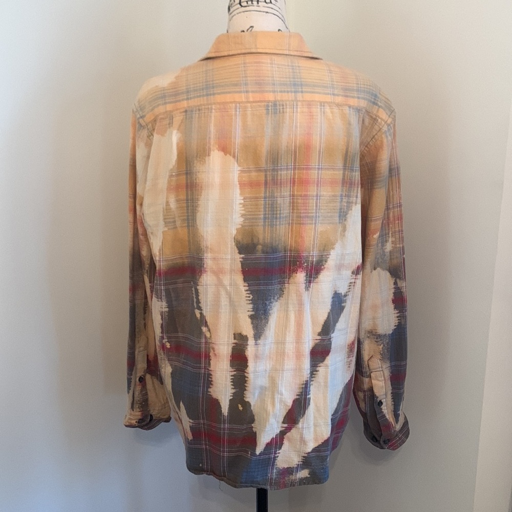 Franklin Flannels Vintage Bleach Splattered Button Down (Blue,Yellow,Red &Green) - Picture 7 of 10